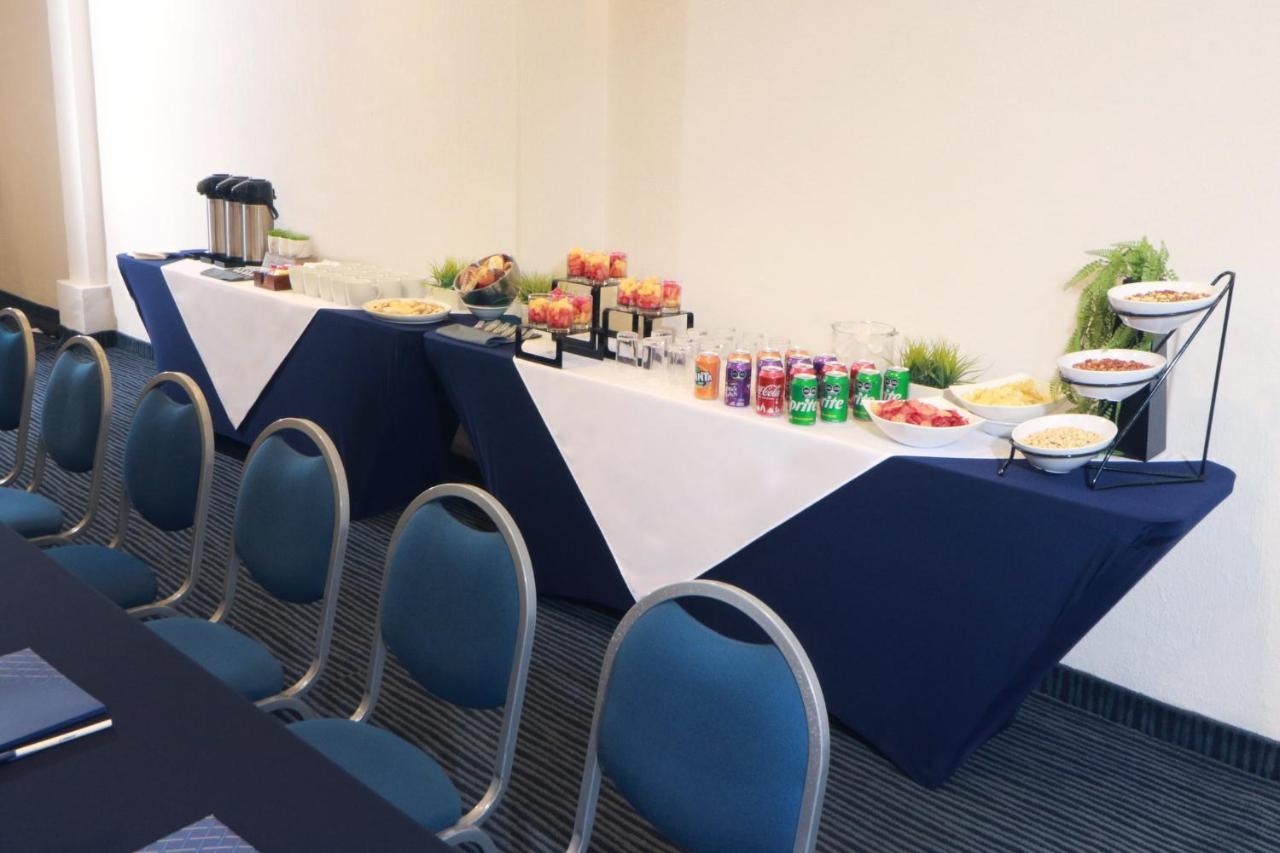 Holiday Inn Express San Luis Potosi By Ihg Zewnętrze zdjęcie