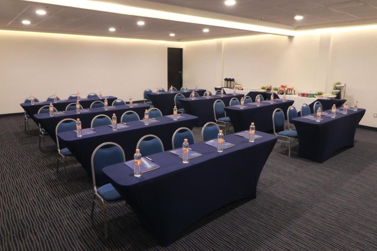 Holiday Inn Express San Luis Potosi By Ihg Zewnętrze zdjęcie